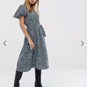 Only Blue Leopard Print Midi Dress